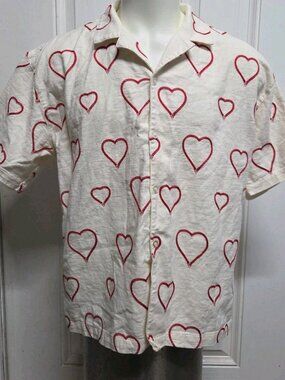 Forever 21 Mens Button Shirt Size Large Heart Shape Design White